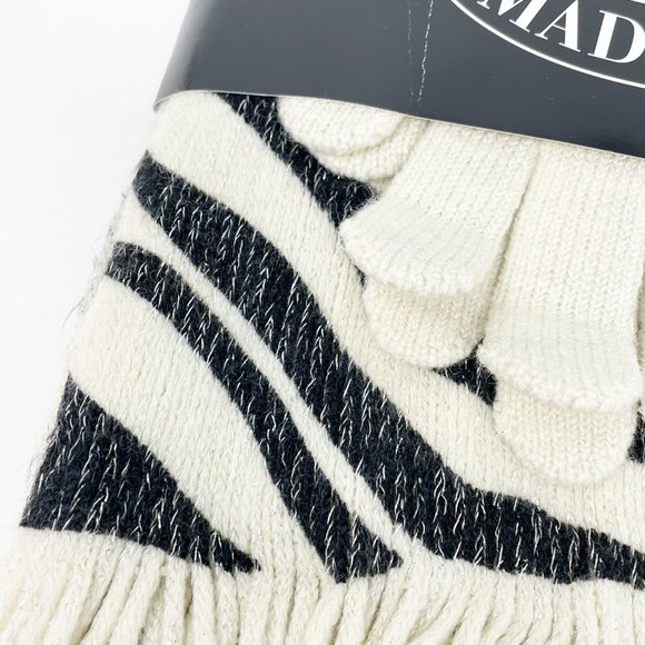 Steve Madden Womens Ivory & Black Zebra Scarf and Gloves One Size NEW With Tag - Picture 3 of 5